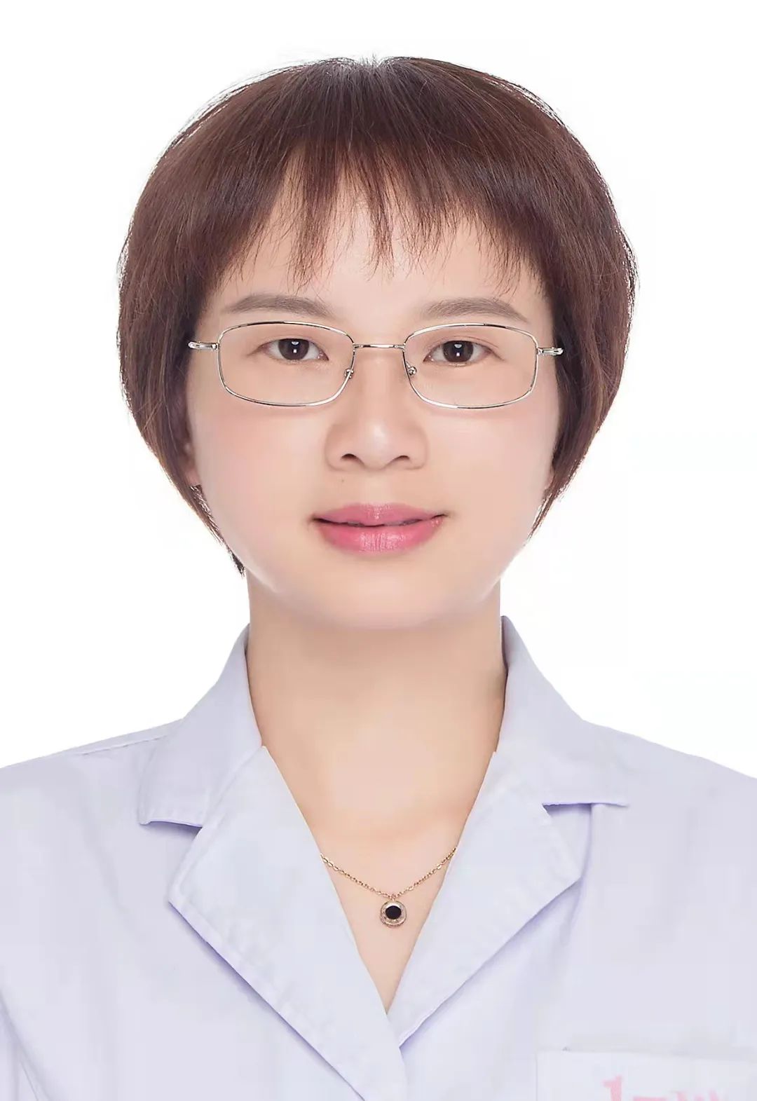 黄慧芬.jpg